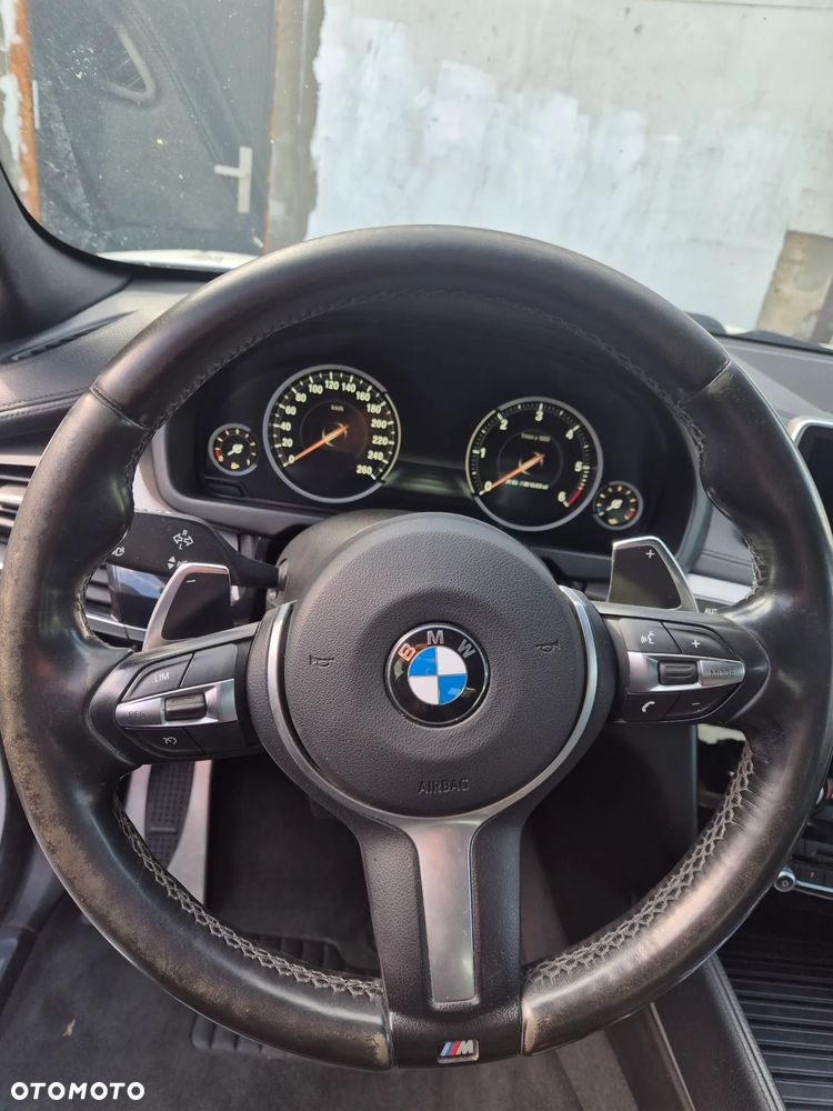 BMW X6M - 11