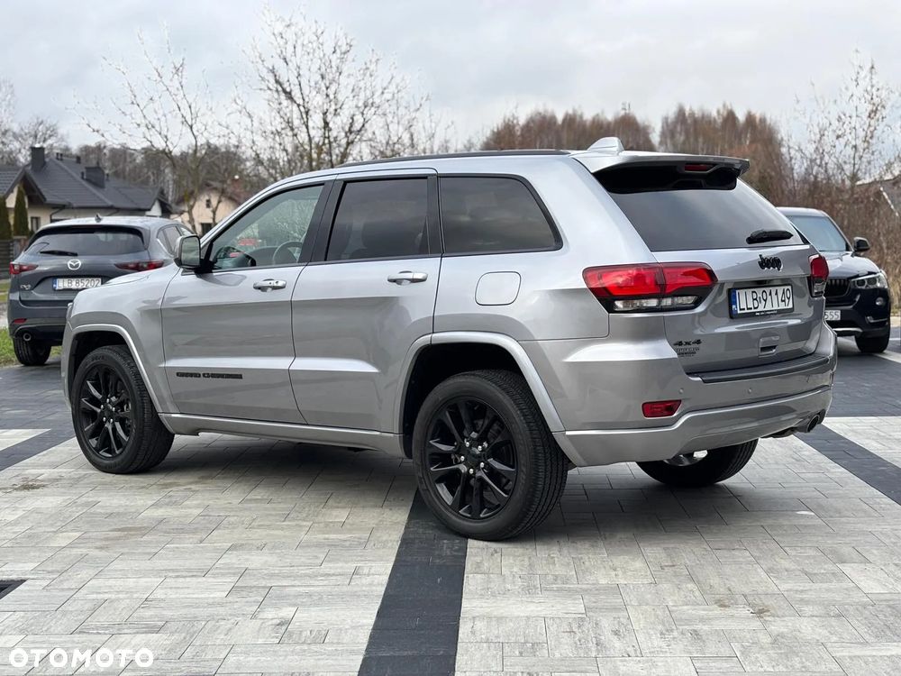 Jeep Grand Cherokee - 6