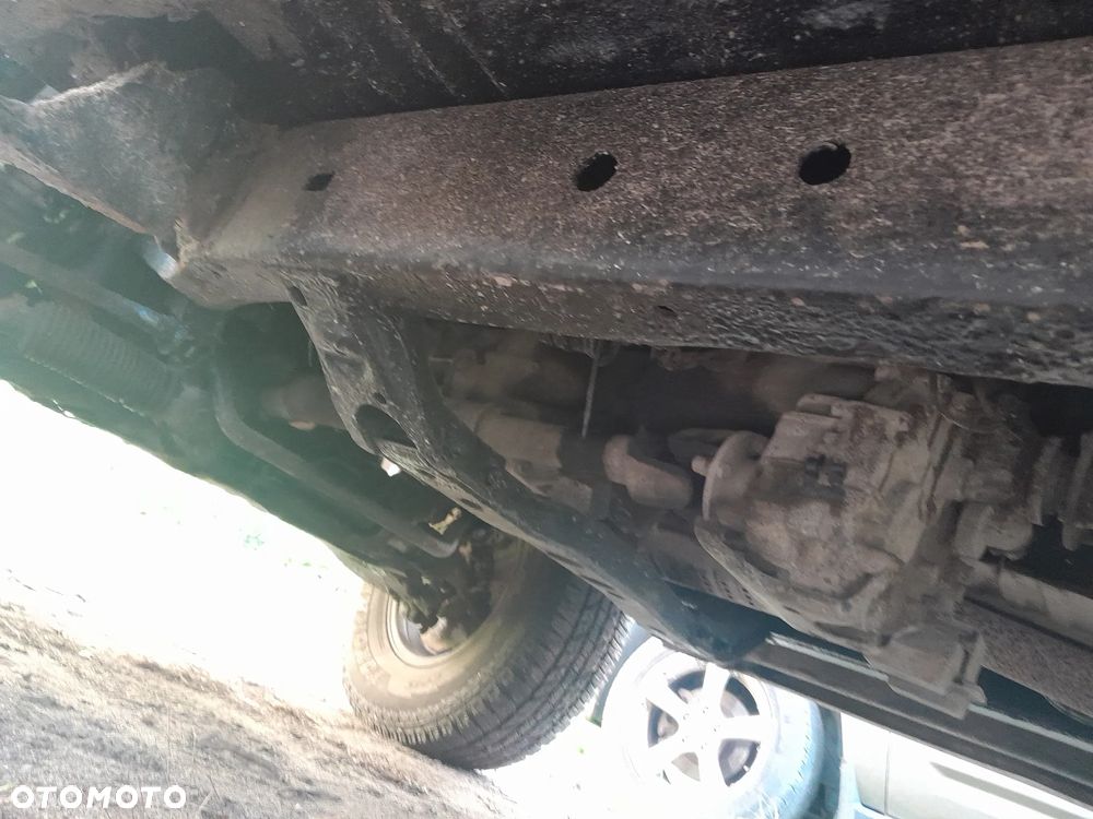 Toyota Land Cruiser - 23