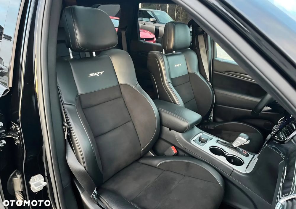 Jeep Grand Cherokee 6.4 V8 SRT8 - 26