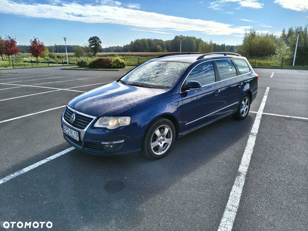 Volkswagen Passat - 2