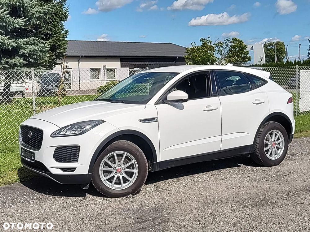 Jaguar E-Pace D150 - 4