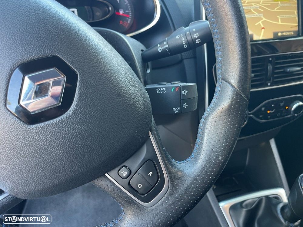 Renault Clio Sport Tourer 0.9 TCE GT Line - 30