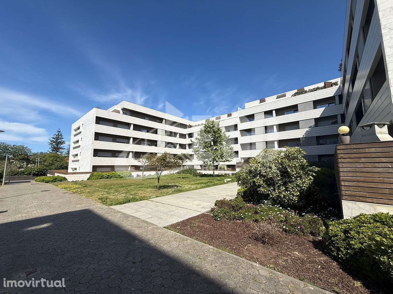 APARTAMENTO T1 EM ARCOZELO PARA ARRENDAMENTO - Grande imagem: 3/21