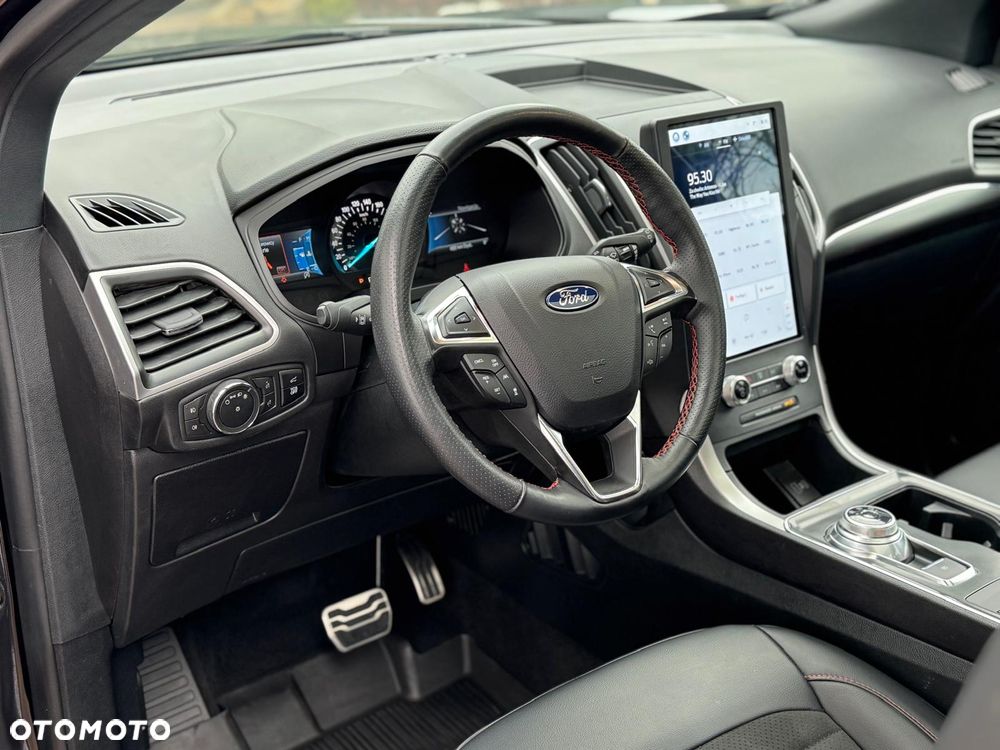 Ford Edge - 25