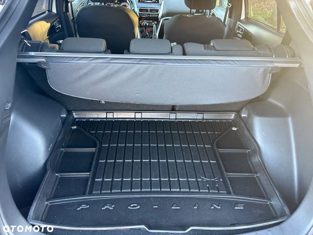 Mitsubishi Eclipse Cross 1.5 T GPF Intense - 18