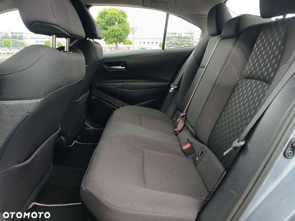Toyota Corolla 1.8 Hybrid Comfort - 16