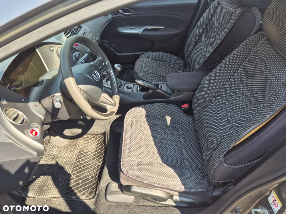 Honda Civic 1.4 Comfort - 11