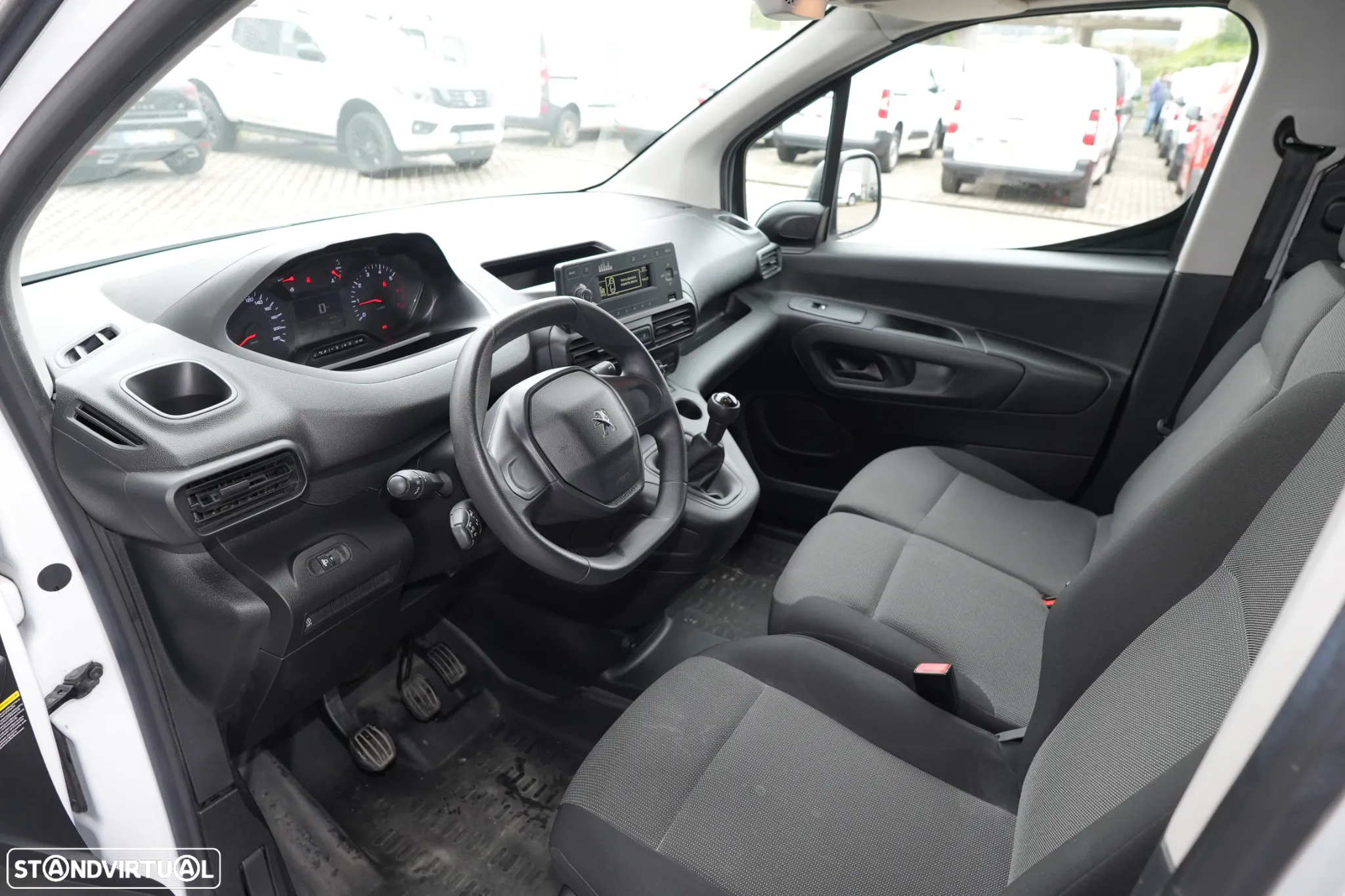 Peugeot Partner Maxi Longa 1.5BlueHDI 102cv 3Lugares - 9
