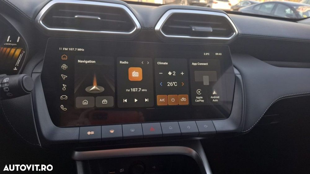 MG ZS HEV Hybrid+ Luxury - 18