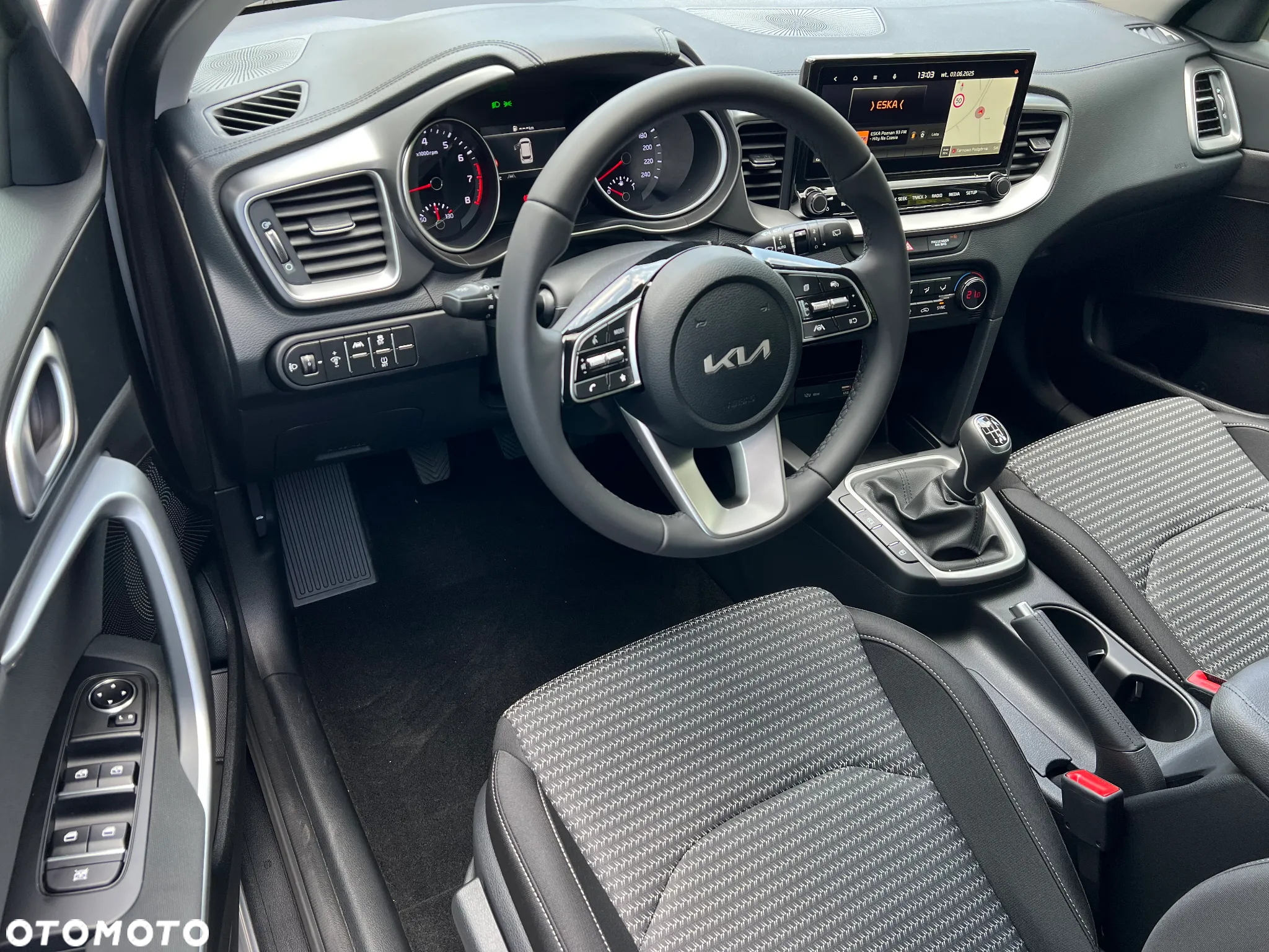 Kia Ceed 1.5 T-GDI M - 6