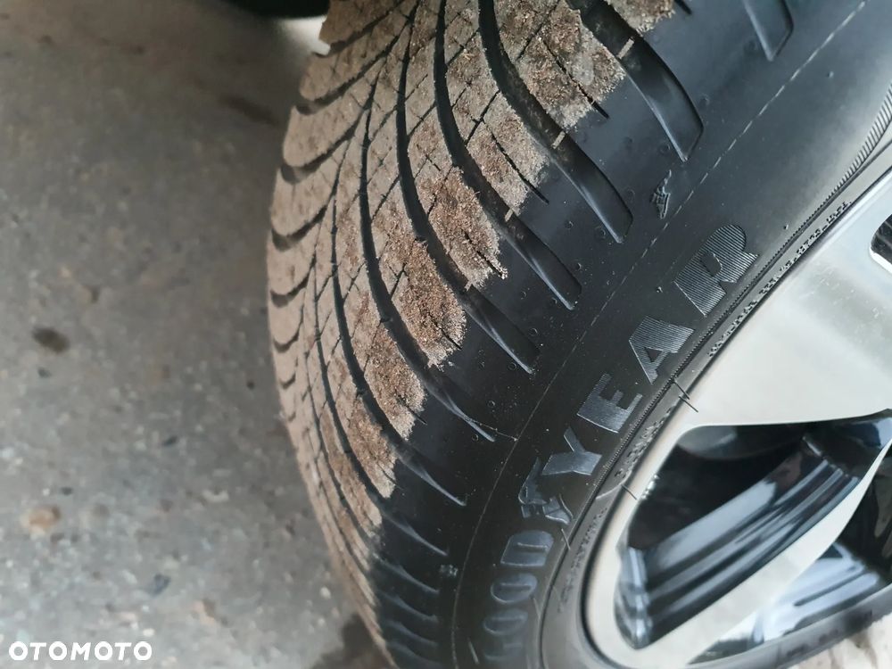 Nissan Qashqai 1.2 DIG-T N-Tec - 27