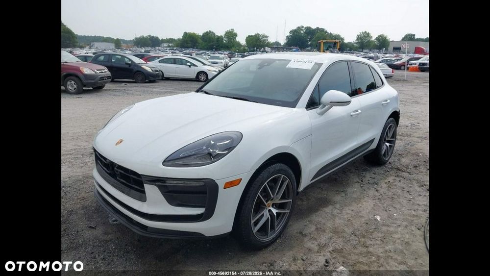 Porsche Macan - 2