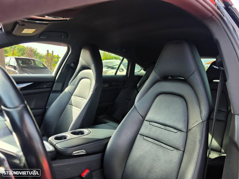 Porsche Panamera 4 E-Hybrid - 9