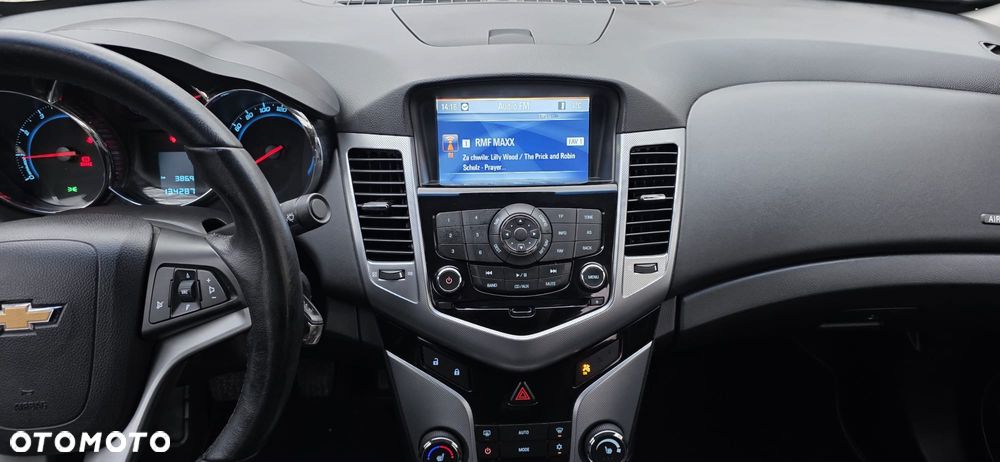 Chevrolet Cruze 1.8 LT+ - 15