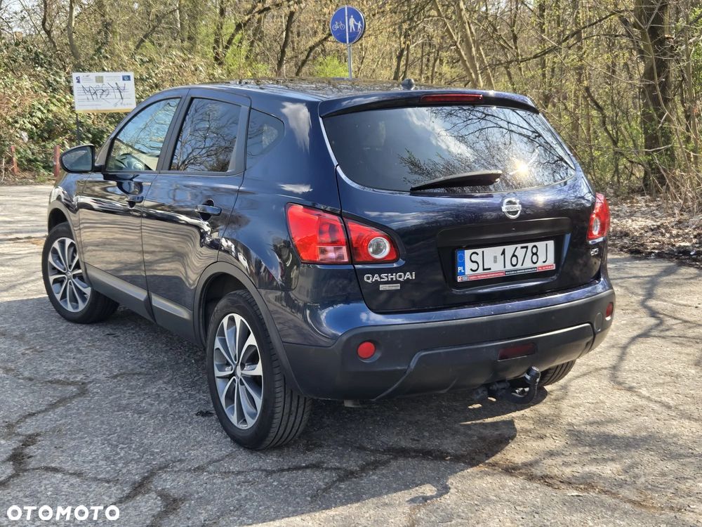 Nissan Qashqai 2.0 dCi 4x4 Tekna - 3
