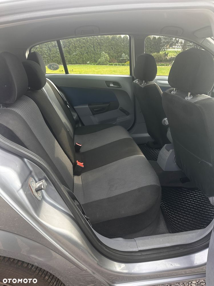 Opel Astra 1.7 CDTI - 4
