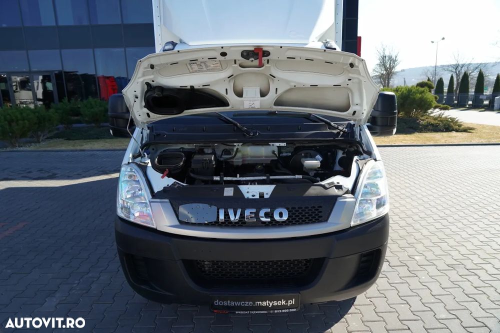 Iveco DAILY 35-130 / 4.2 M CONTAINER / LIFT / TWIN GVWR: 3500 KG / IMPORTAT - 37