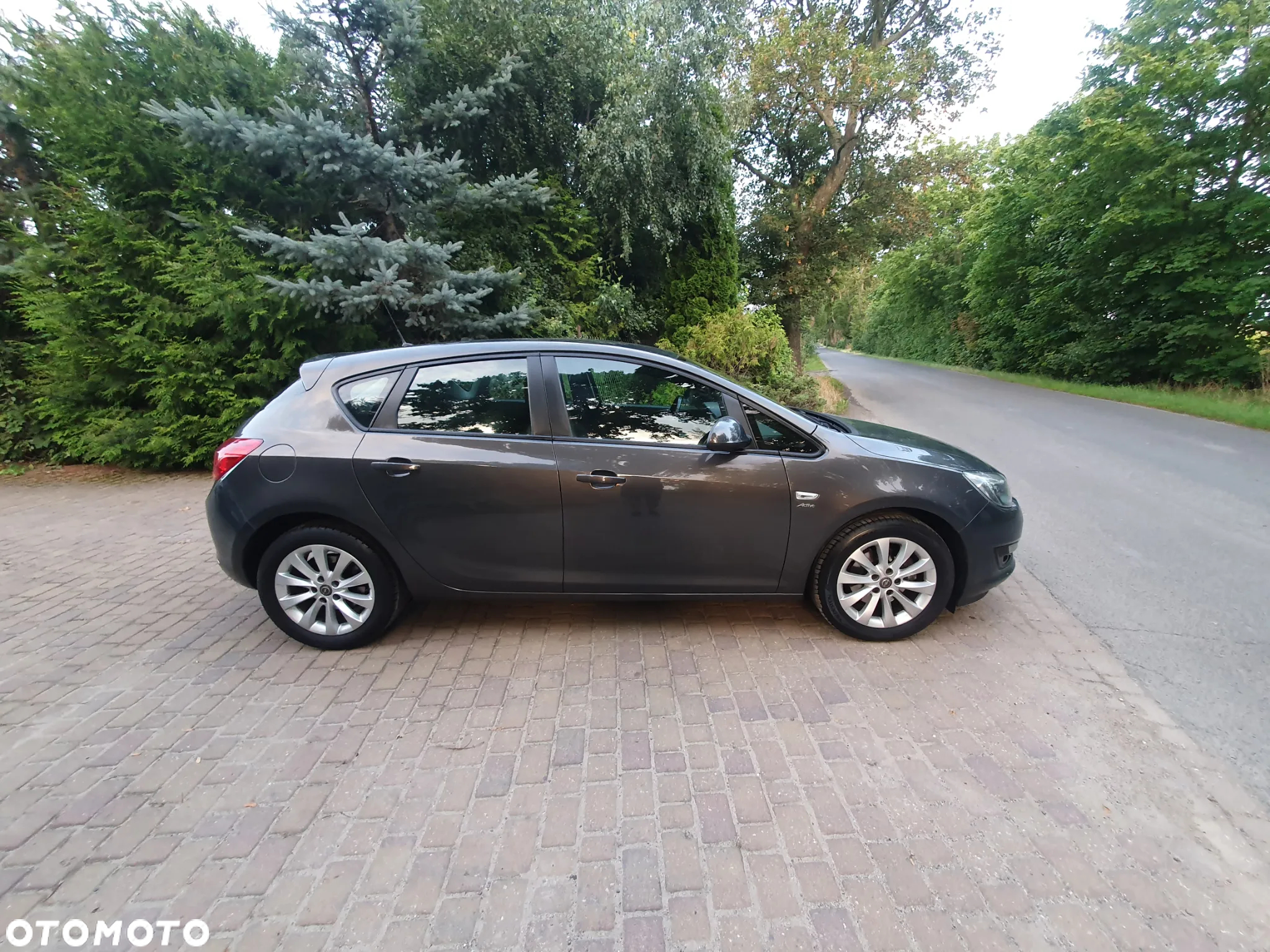 Opel Astra 1.7 CDTI DPF Cosmo - 3