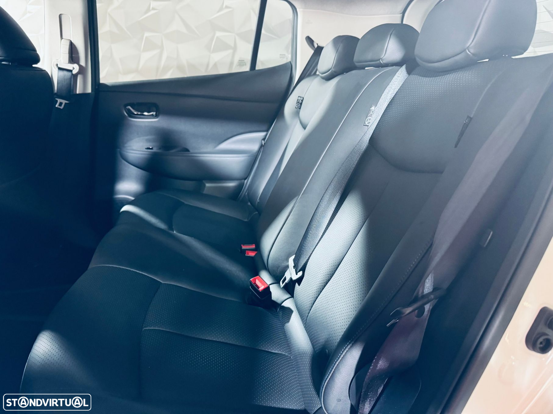 Nissan Leaf Tekna 30 kWh - 12
