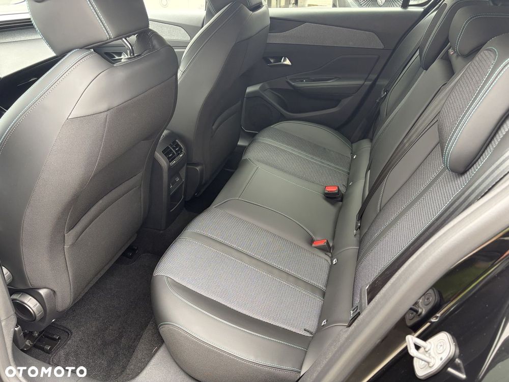 Peugeot 308 1.2 PureTech Allure S&S EAT8 - 9