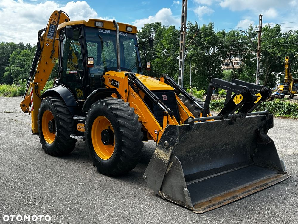 JCB 4cx - 24