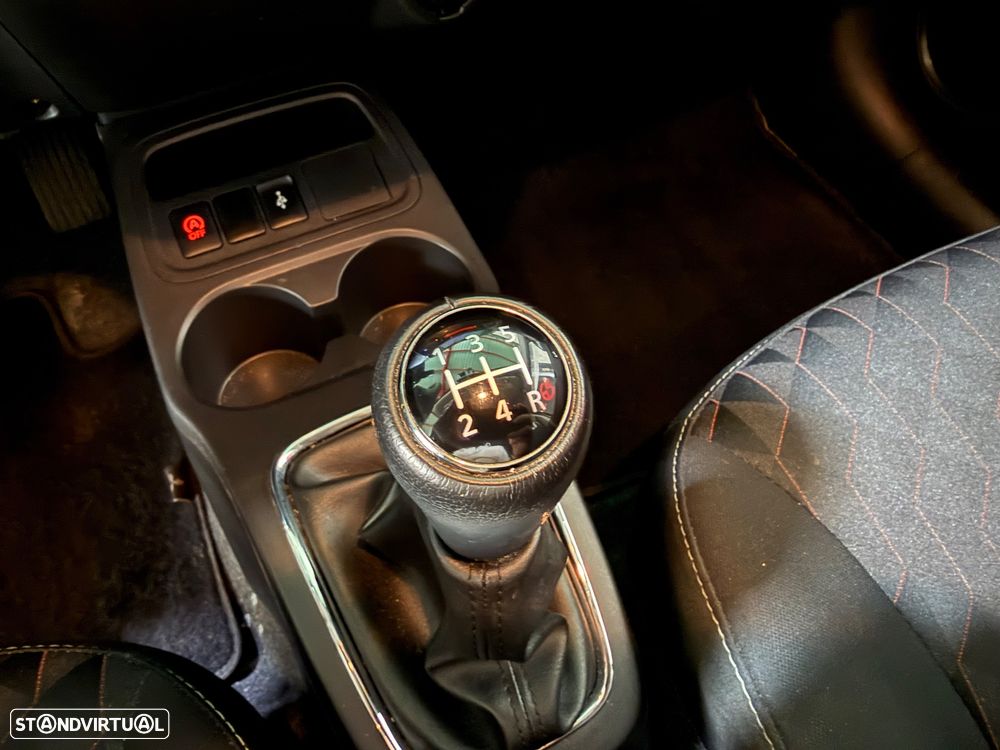 Mitsubishi Space Star 1.2 Connect Edition - 12