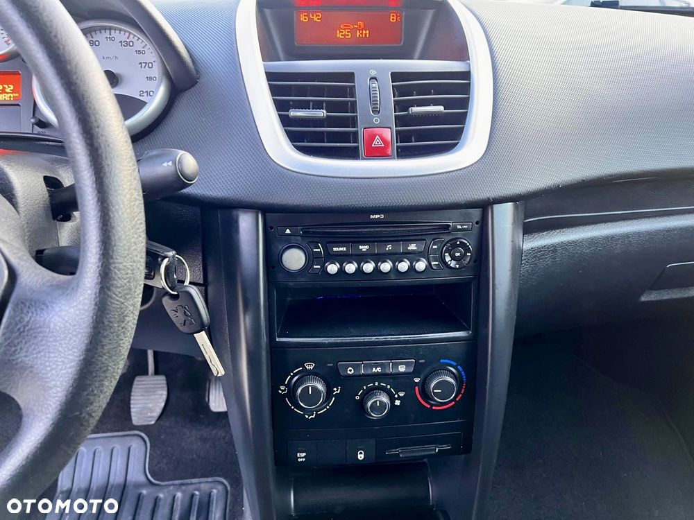 Peugeot 207 1.4 U Move - 26