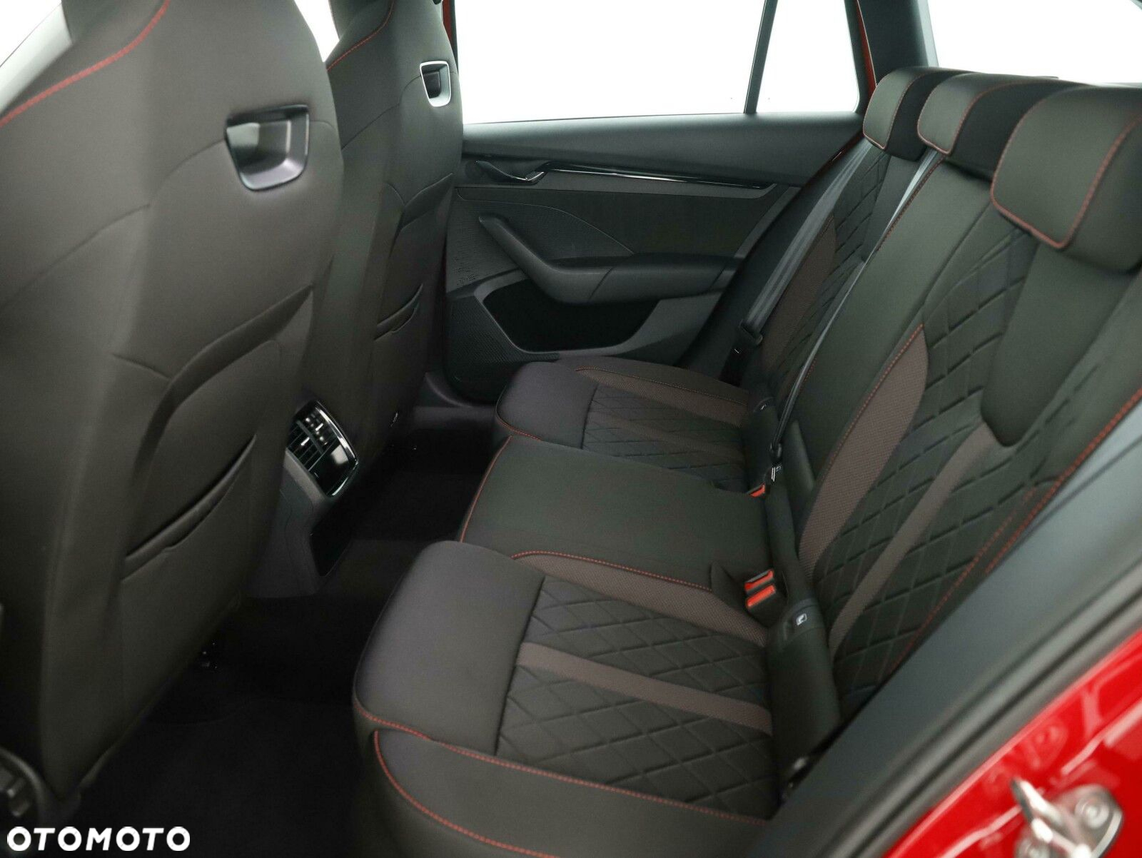 Skoda Octavia 2.0 TDI RS DSG - 7