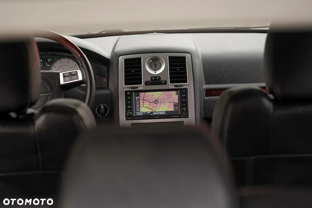 Chrysler 300C 3.0 V6 CRD - 26