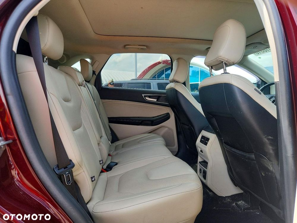 Ford Edge - 11