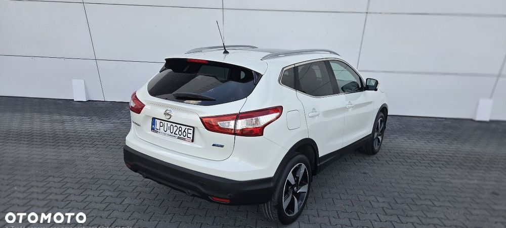 Nissan Qashqai 1.5 dCi DPF 360 - 12