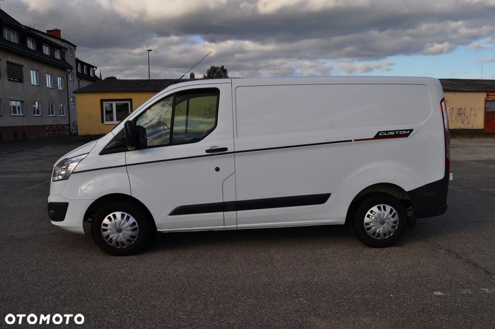 Ford TRANSIT CUSTOM - 4