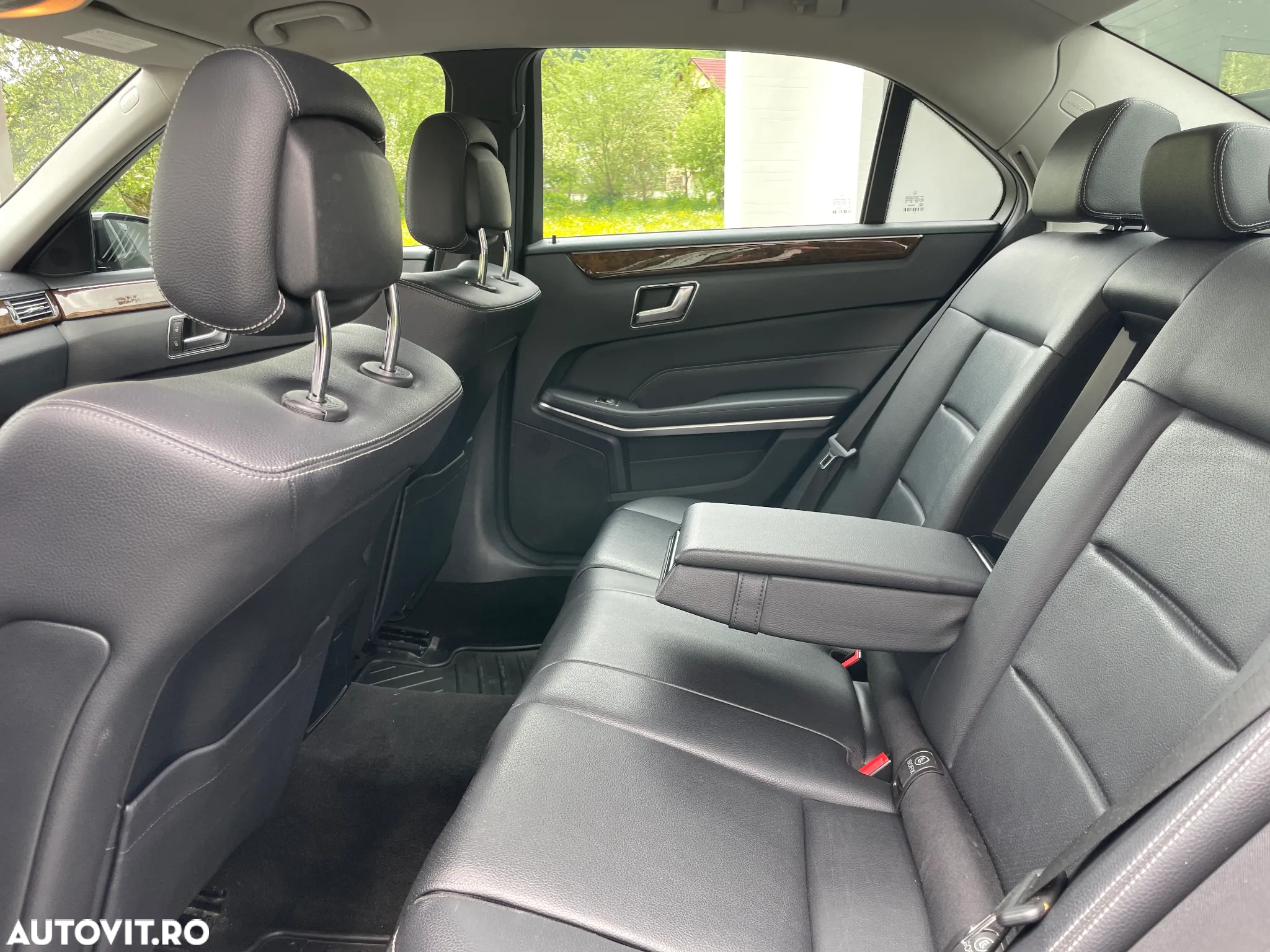Mercedes-Benz E 350 CDI BlueEfficiency 4Matic - 6