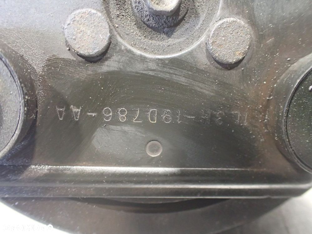 SPRĘŻARKA KLIMATYZACJI FORD MONDEO MK3 2.0 - 8