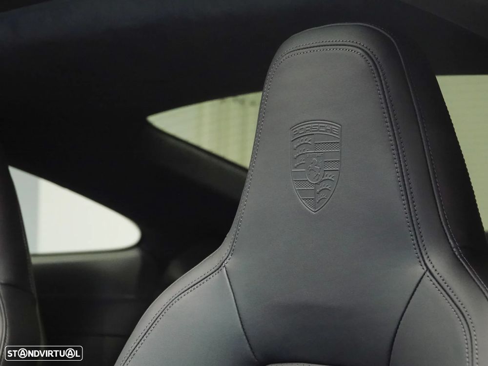 Porsche 911 (992) Carrera GTS - 23