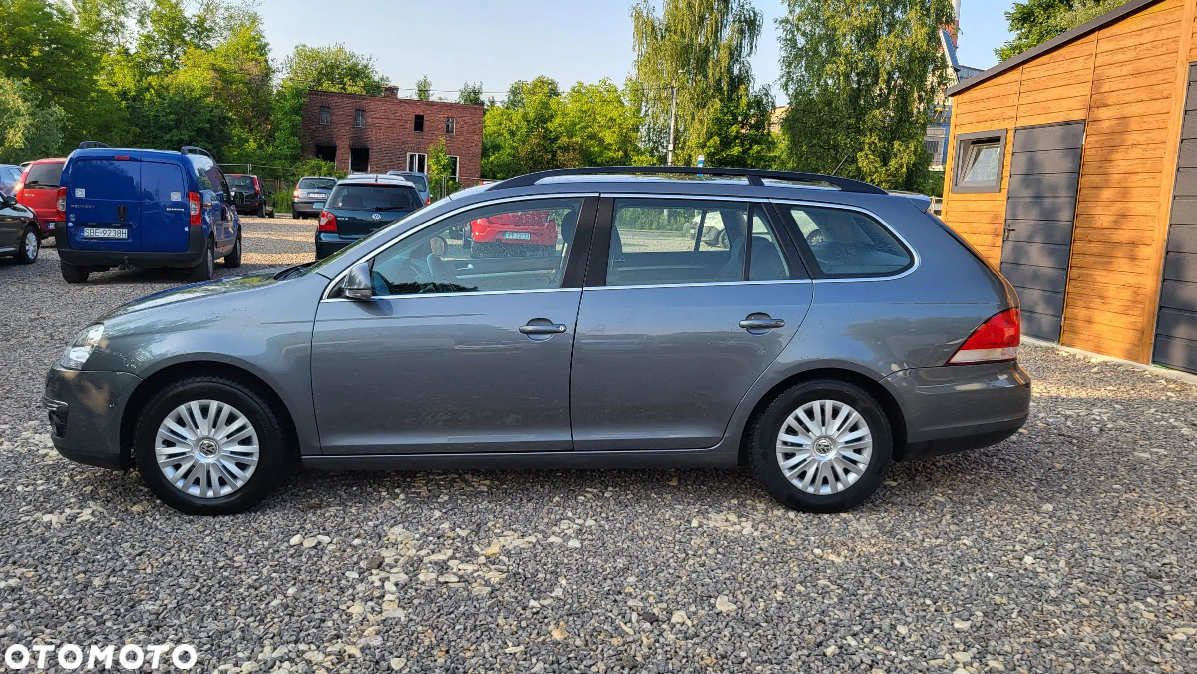 Volkswagen Golf 1.6 Comfortline - 11