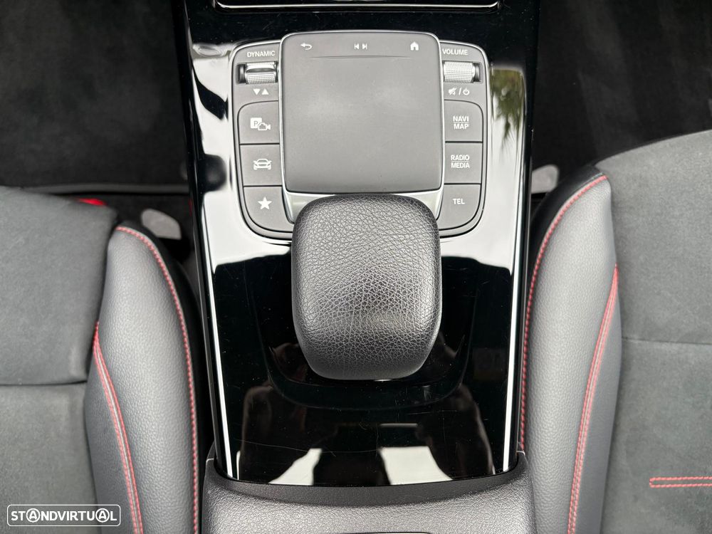 Mercedes-Benz CLA 220 d Shooting Brake AMG Line Aut. - 39