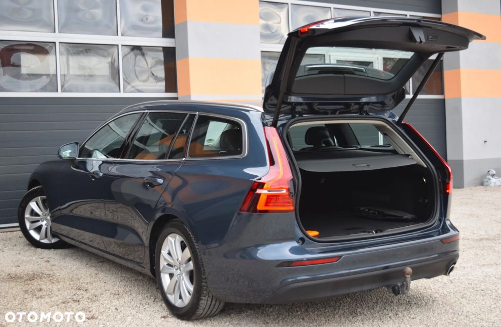 Volvo V60 D3 Geartronic Momentum Pro - 18