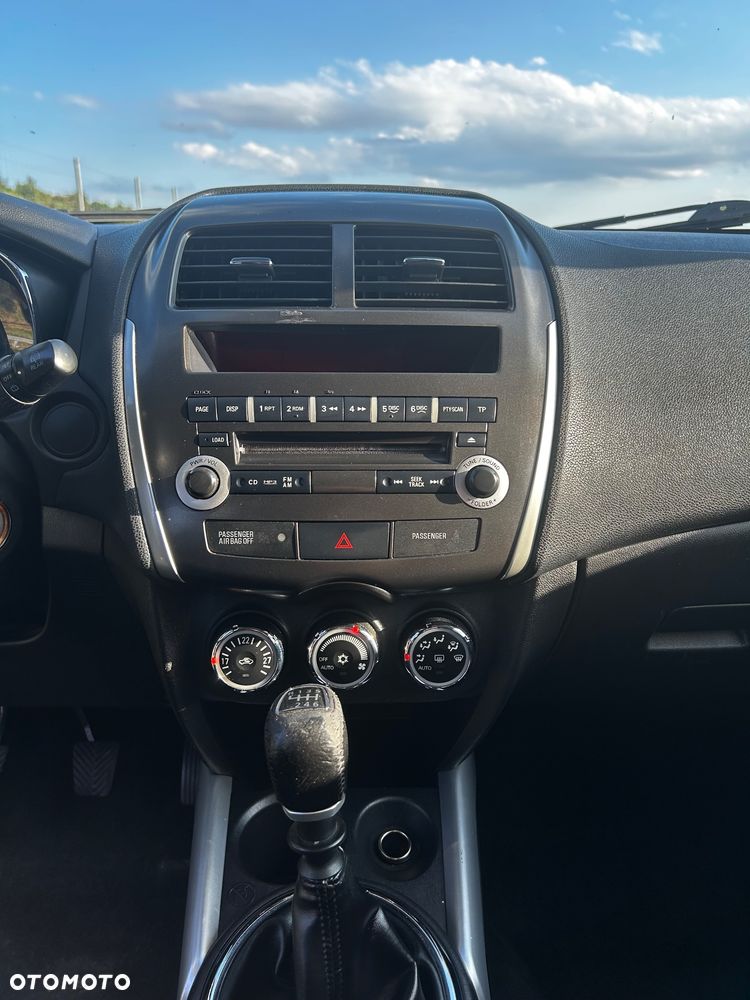 Mitsubishi ASX 1.8 DI-D 2WD 35 Jahre - 33
