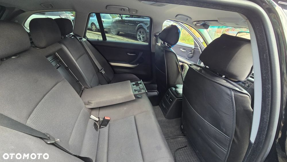 BMW Seria 3 - 22