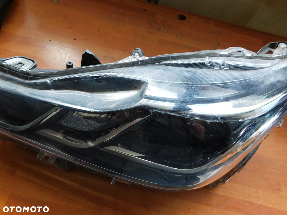 lampa lewa przód TOYOTA COROLLA E21 EU - 3