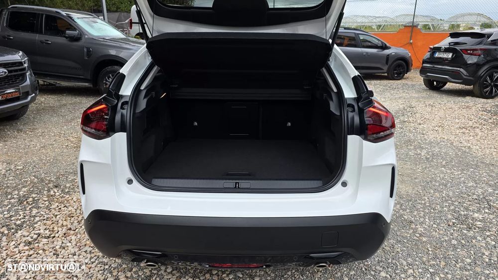 Citroën C4 1.2 PureTech Shine - 21