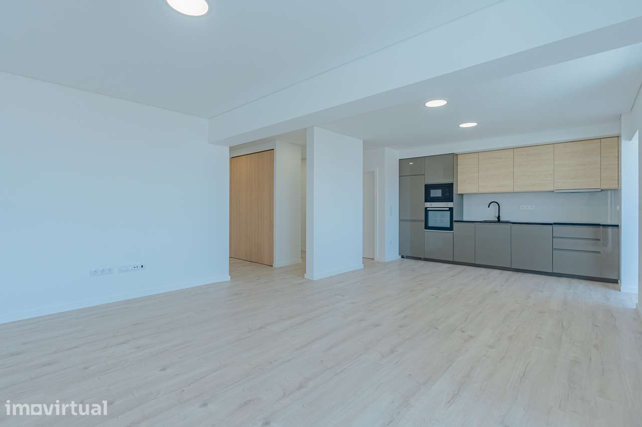Apartamento T2 centro de Ermesinde, completamente remodelado - Grande imagem: 4/19