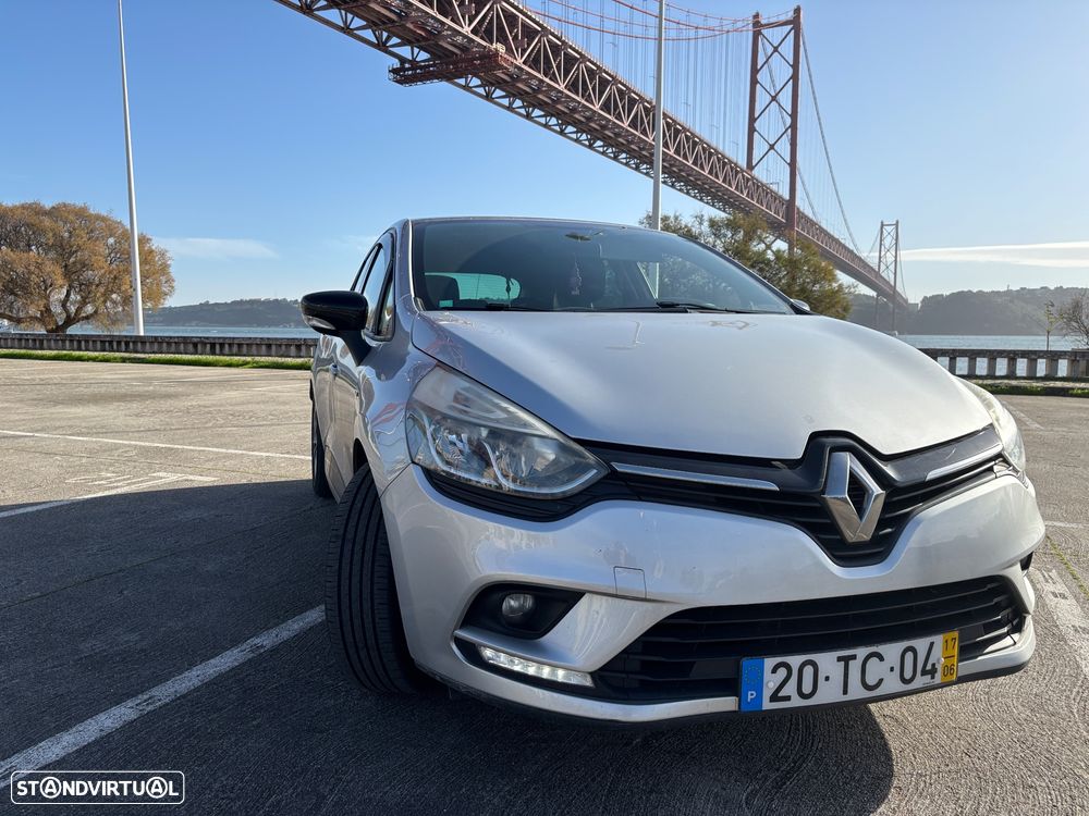 Renault Clio 0.9 TCe Limited Bi-Fuel - 2