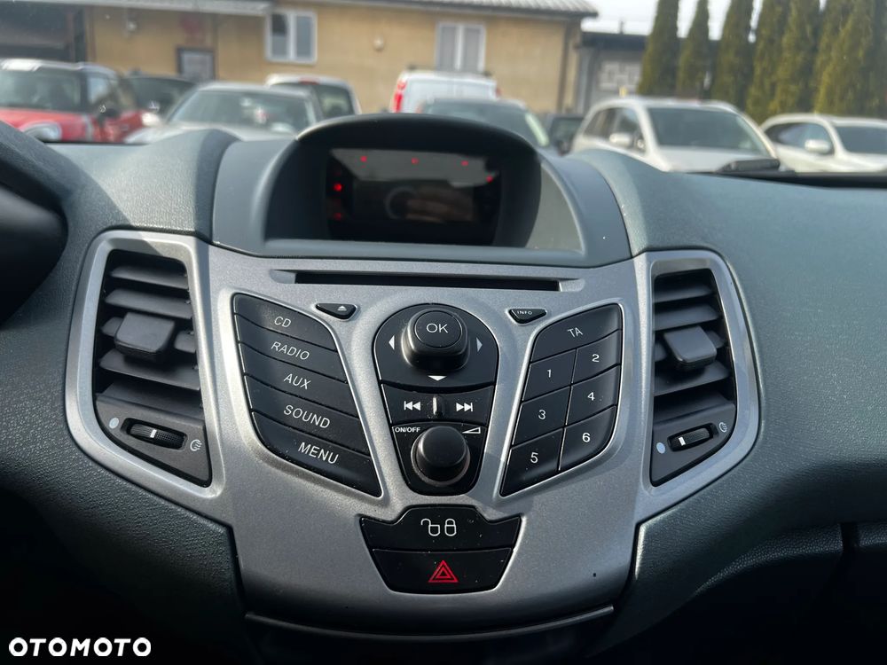 Ford Fiesta 1.25 Ambiente - 17