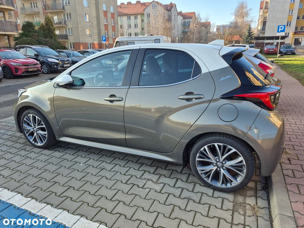 Toyota Yaris 1.5 Selection Elegant - 3