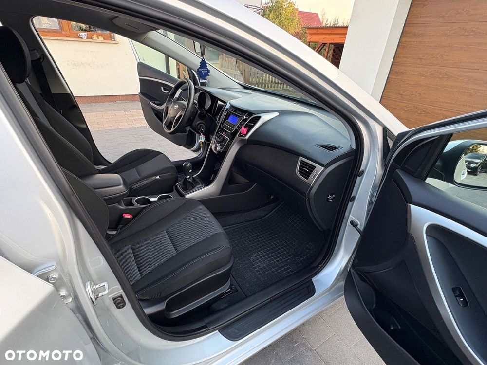 Hyundai i30 1.4 CRDi Trend - 19
