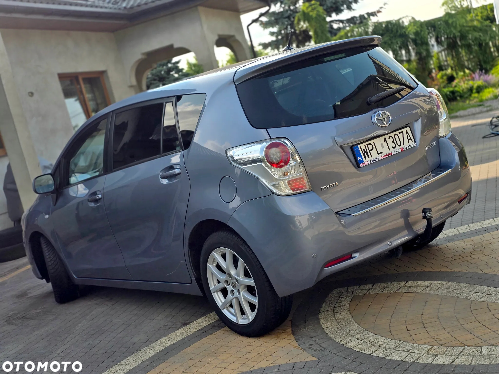 Toyota Verso - 4