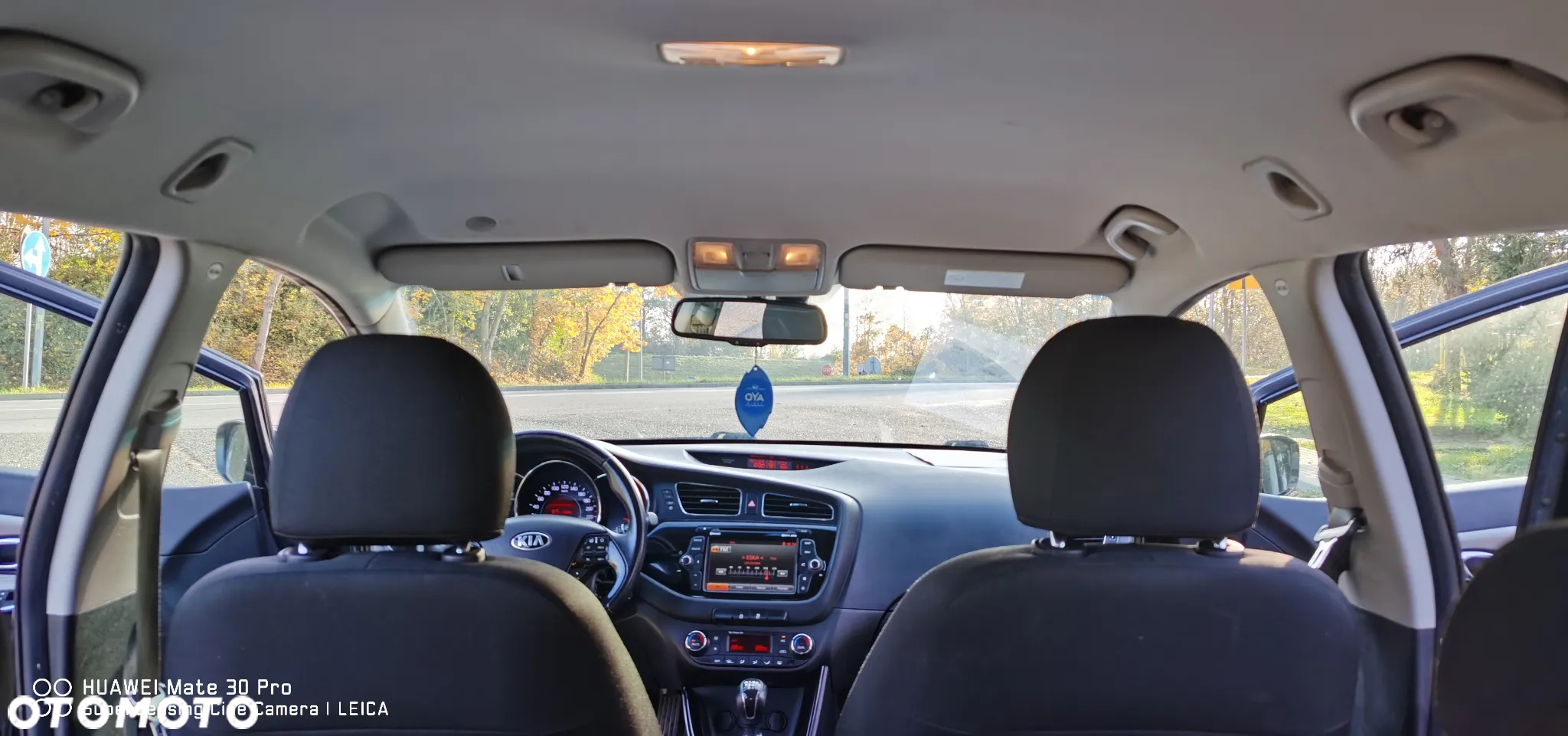 Kia Ceed 1.6 CRDi 128 ISG SW Platinum Edition - 25